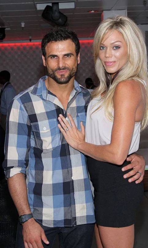 Ünlü model Loni Willison ön dişleri dökük yine çöp toplarken görüntülendi - Resim: 14